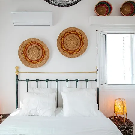 Island Seaside 帕拉利米尼