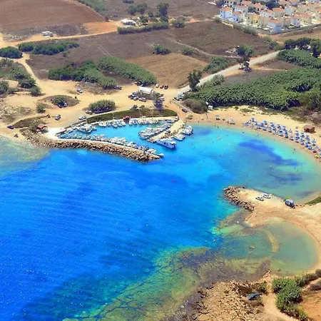 Island Seaside Villa Paralimni