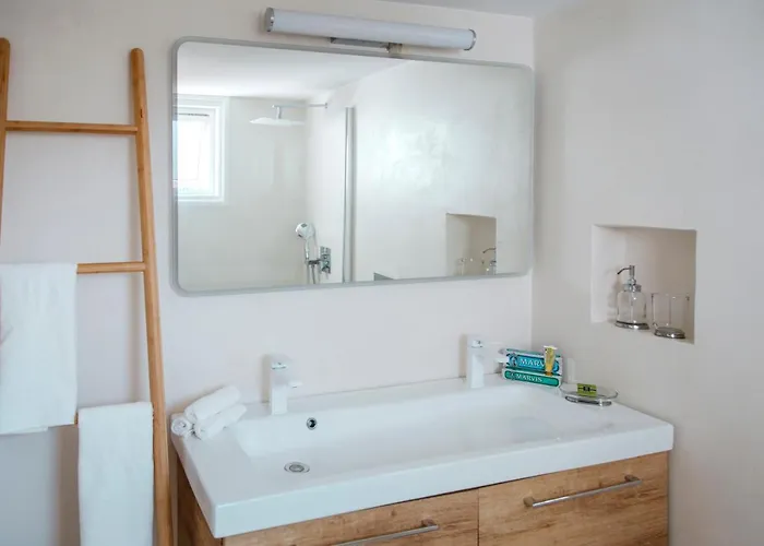 Vila Island Seaside Paralimni