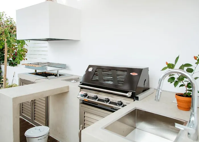 Island Seaside Vila Paralimni